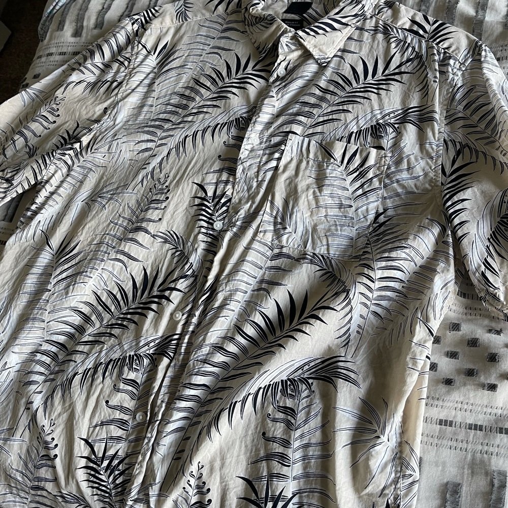 H&M casual button down shirt